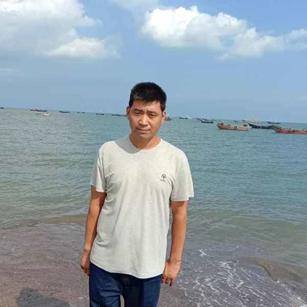 44岁岁辽宁单身帅哥 - 滨州吉缘网