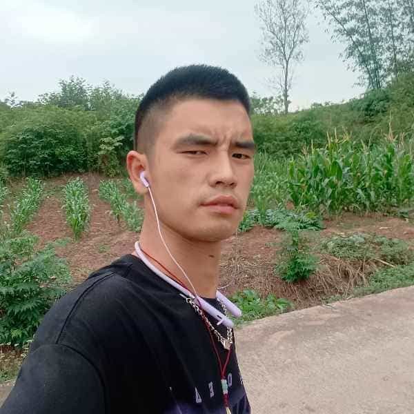 35岁岁四川单身帅哥 - 滨州吉缘网