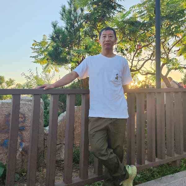 47岁岁辽宁单身帅哥 - 滨州吉缘网