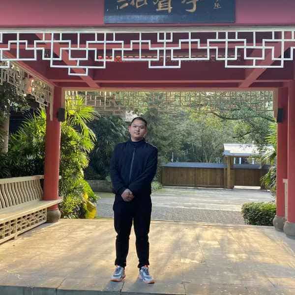 31岁岁重庆单身帅哥 - 滨州吉缘网
