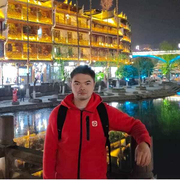 39岁岁广东单身帅哥 - 滨州吉缘网