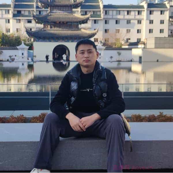 31岁岁湖北单身帅哥 - 滨州吉缘网